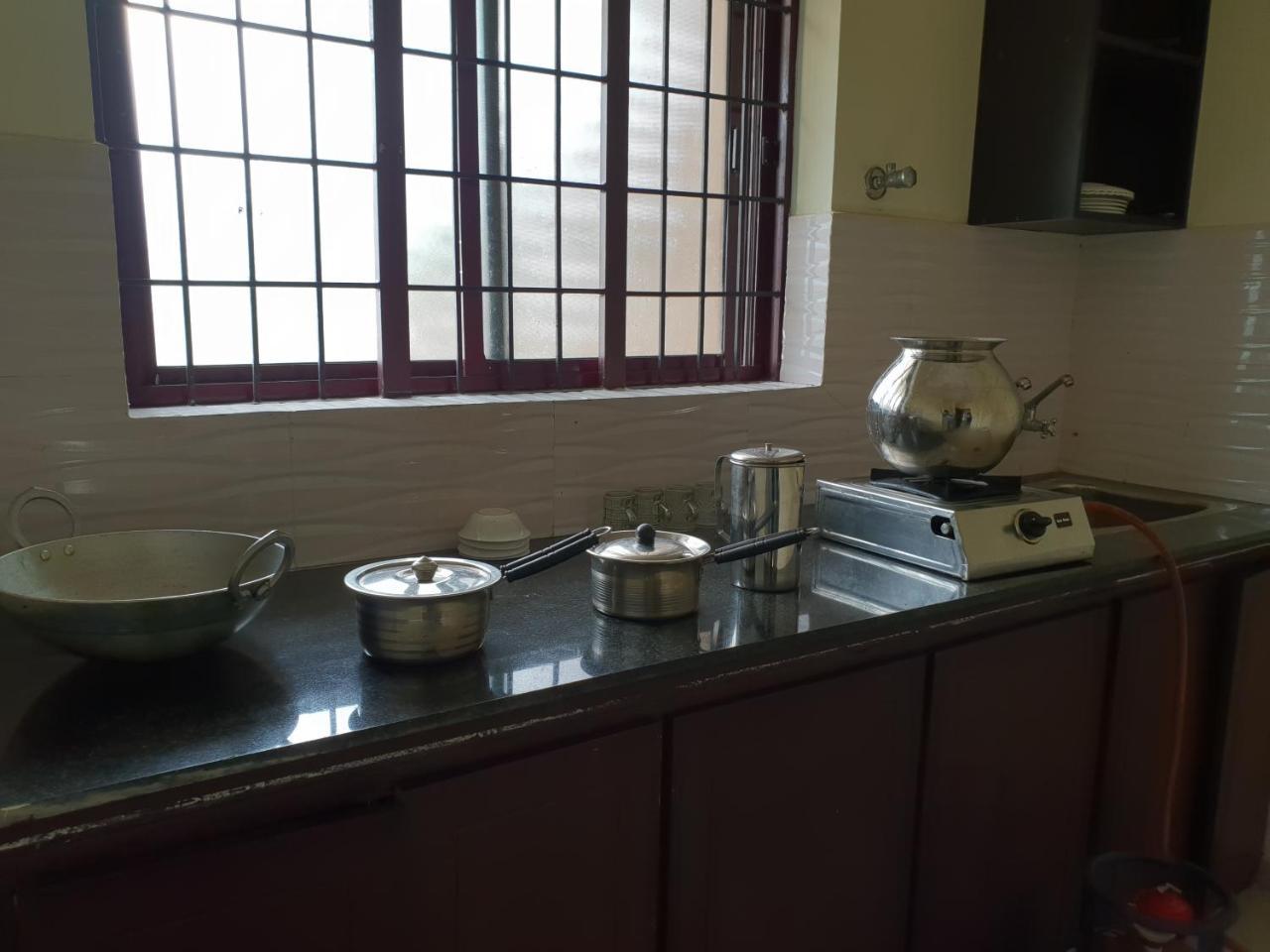 Sp Plaza Service Apartment 트리반드룸 외부 사진